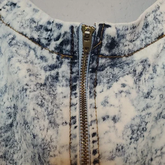 Roma Studio Medium Wash Denim Dress - Picture 5 of 8